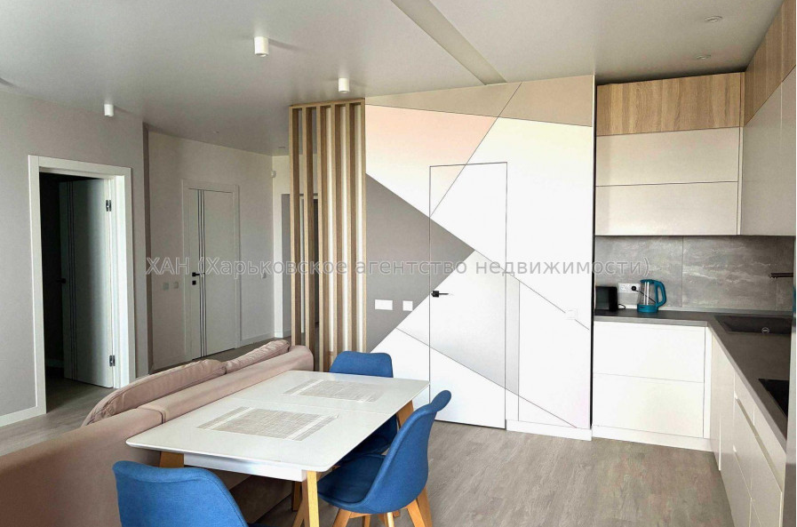 Продам квартиру, Качановская ул. , 2  ком., 74 м², авторский дизайн 