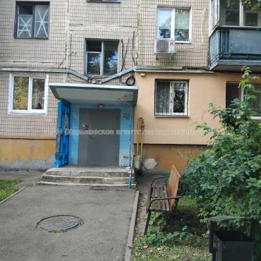 Продам квартиру, Жасминовый б-р , 3  ком., 59.10 м², косметический ремонт 