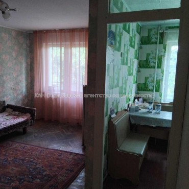 Продам квартиру, Жасминовый б-р , 3  ком., 59.10 м², косметический ремонт 