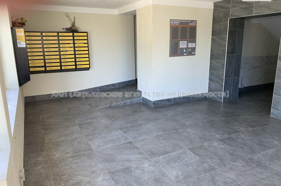 Продам квартиру, Героев Харькова просп. , 1 кім., 46 м², частичный ремонт 