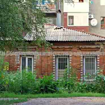 Продам дом, Алчевских ул. , 150 м², 2 сот., без ремонта 