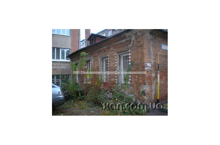 Продам дом, Алчевских ул. , 150 м², 2 сот., без ремонта 