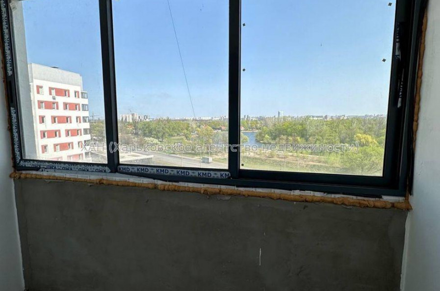 Продам квартиру, Шевченко ул. , 2  ком., 61.70 м², без внутренних работ 