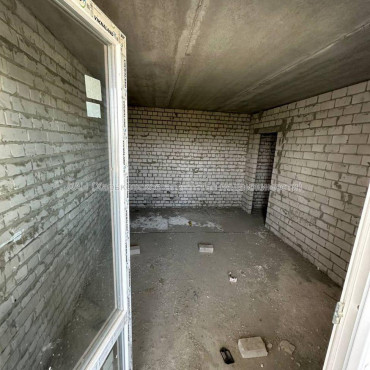 Продам квартиру, Шевченко ул. , 2 кім., 61.70 м², без внутренних работ 