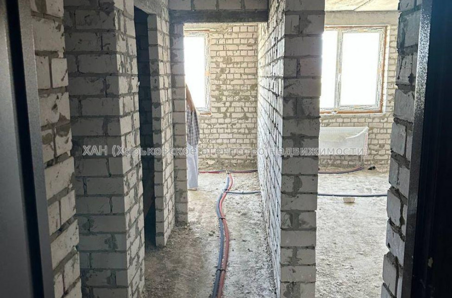 Продам квартиру, Шевченко ул. , 2  ком., 61.70 м², без внутренних работ 