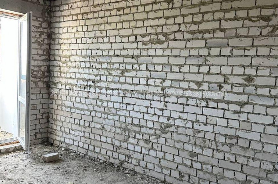Продам квартиру, Шевченко ул. , 2  ком., 61.70 м², без внутренних работ 