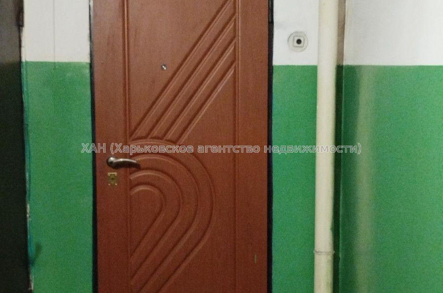 Продам квартиру, Свинаренко Петра ул. , 18 , 3  ком., 64.90 м², частичный ремонт 