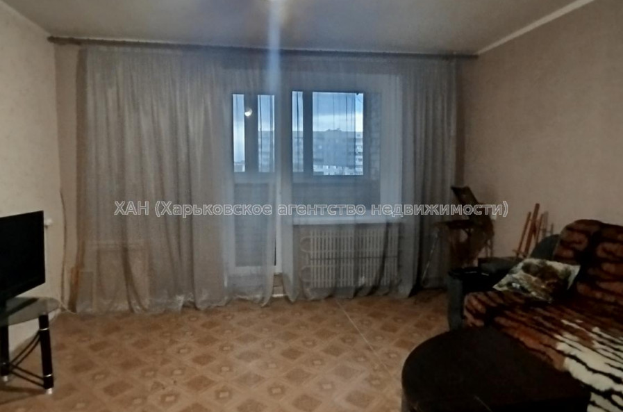 Продам квартиру, Свинаренко Петра ул. , 18 , 3  ком., 64.90 м², частичный ремонт 