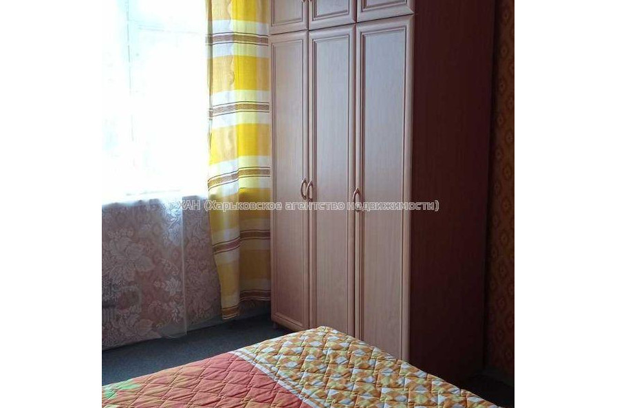 Сдам квартиру, Академика Павлова ул. , 3  ком., 65 м², советский ремонт 