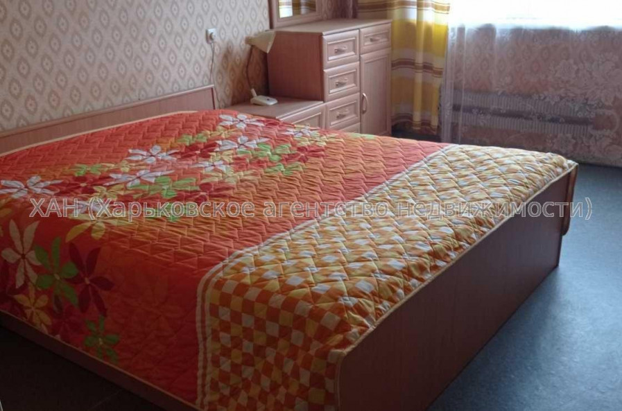 Сдам квартиру, Академика Павлова ул. , 3  ком., 65 м², советский ремонт 