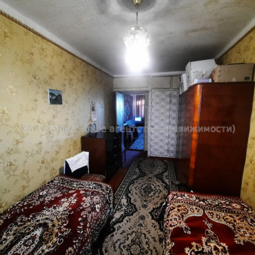 Продам квартиру, Байрона пр-т , 2 кім., 45 м², косметический ремонт 