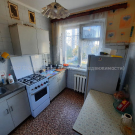 Продам квартиру, Байрона пр-т , 2  ком., 45 м², косметический ремонт