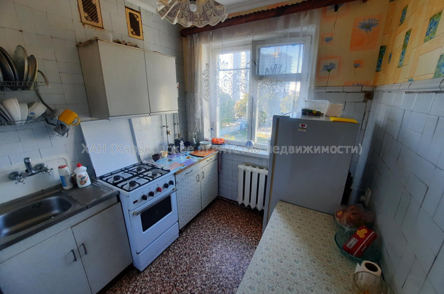Продам квартиру, Байрона пр-т , 2  ком., 45 м², косметический ремонт 