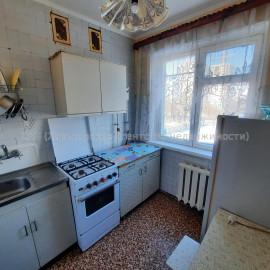 Продам квартиру, Байрона пр-т , 2 кім., 45 м², косметический ремонт