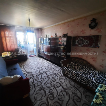 Продам квартиру, Байрона пр-т , 2 кім., 45 м², косметический ремонт 