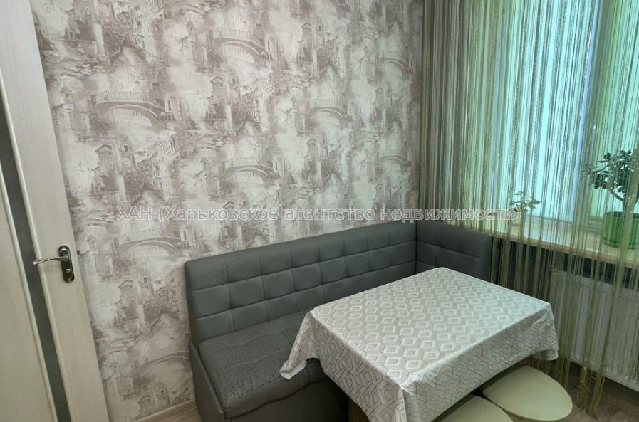 Продам квартиру, Семинарская ул. , 1  ком., 30.50 м², капитальный ремонт 