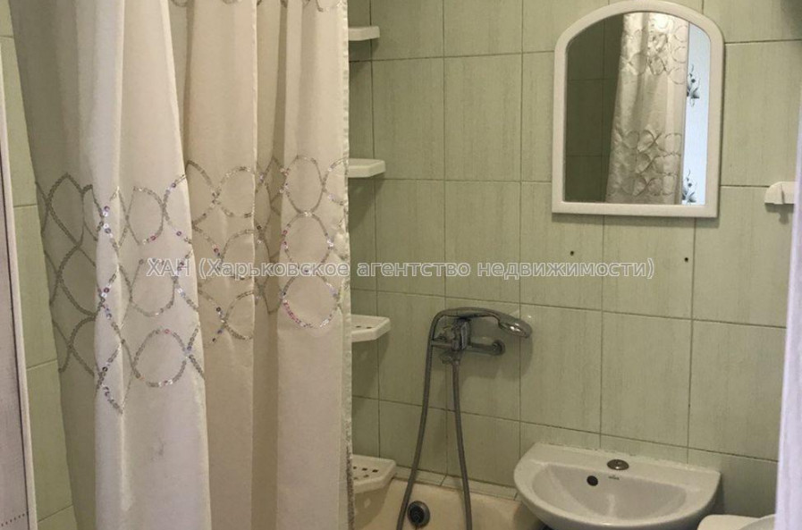 Продам квартиру, Гвардейцев Широнинцев ул. , 1  ком., 33 м², косметический ремонт 