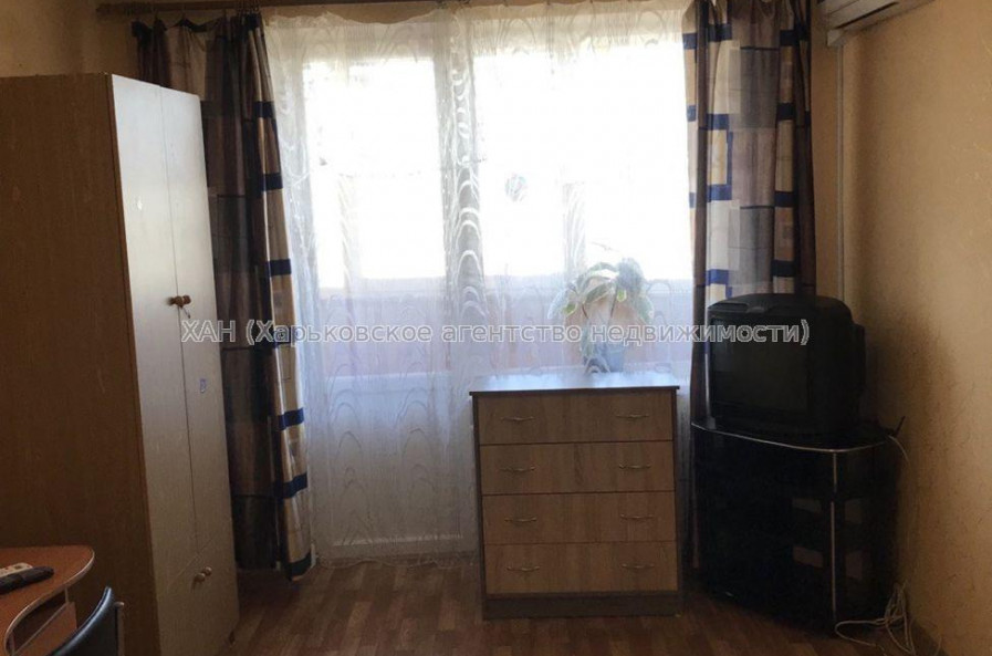 Продам квартиру, Гвардейцев Широнинцев ул. , 1  ком., 33 м², косметический ремонт 
