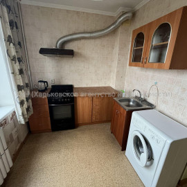 Продам квартиру, Гвардейцев Широнинцев ул. , 1 кім., 33 м², косметический ремонт