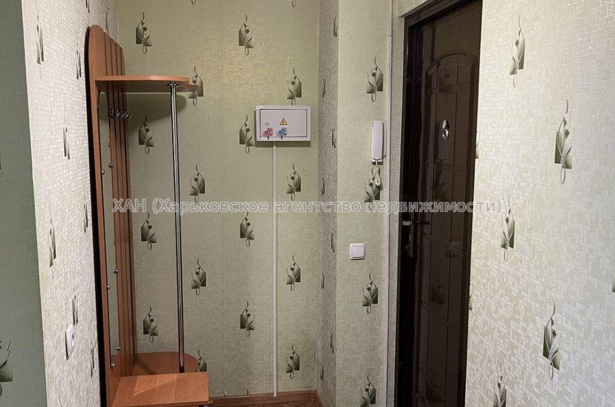 Продам квартиру, Гвардейцев Широнинцев ул. , 1  ком., 33 м², косметический ремонт 