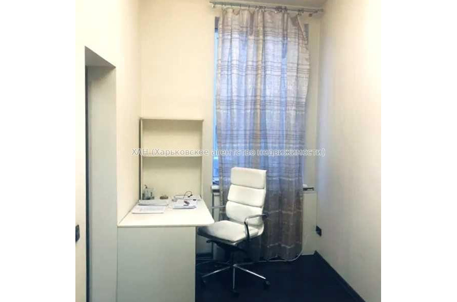 Продам квартиру, Полтавский Шлях ул. , 2 кім., 45 м², капитальный ремонт 