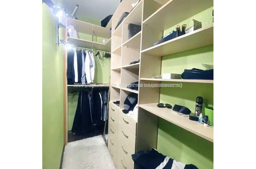 Продам квартиру, Полтавский Шлях ул. , 2 кім., 45 м², капитальный ремонт 