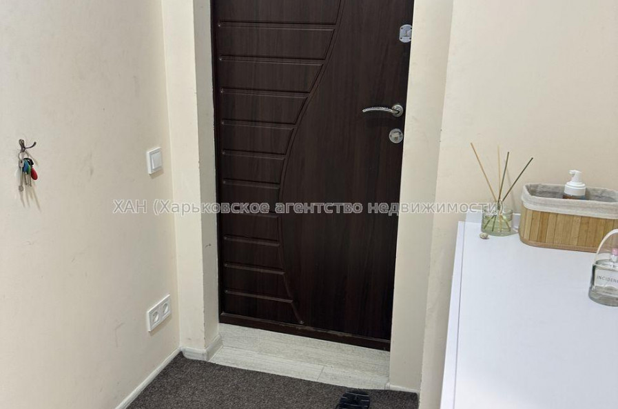 Продам квартиру, Гвардейцев Широнинцев ул. , 2 кім., 45 м², капитальный ремонт 