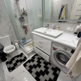 Продам квартиру, Гвардейцев Широнинцев ул. , 2 кім., 45 м², капитальный ремонт 