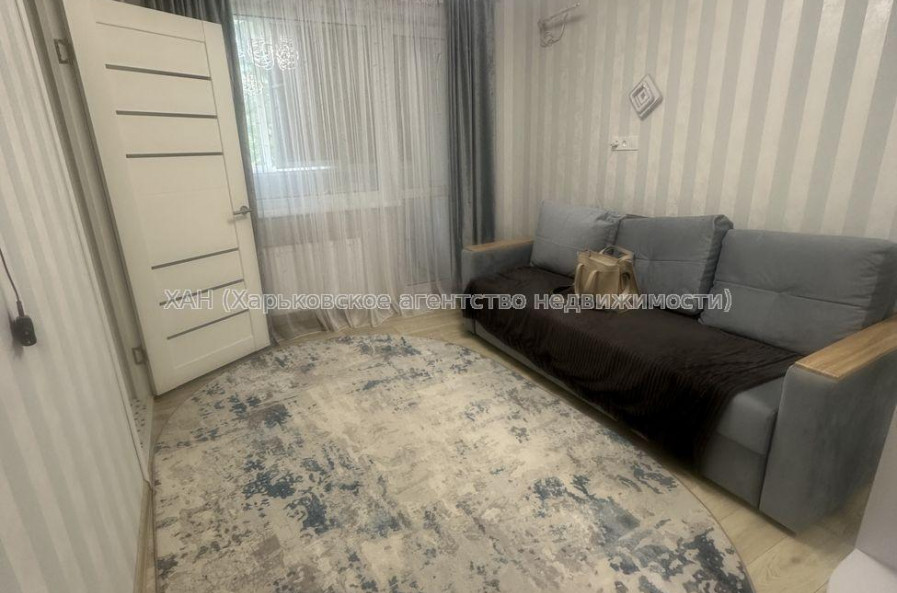 Продам квартиру, Гвардейцев Широнинцев ул. , 2 кім., 45 м², капитальный ремонт 