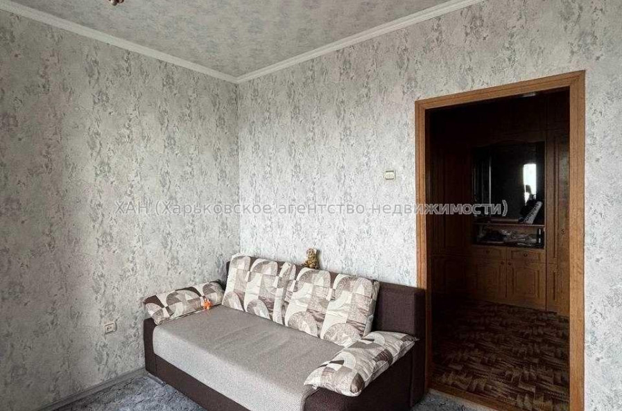 Продам квартиру, Ильинская ул. , 3  ком., 70 м², частичный ремонт 