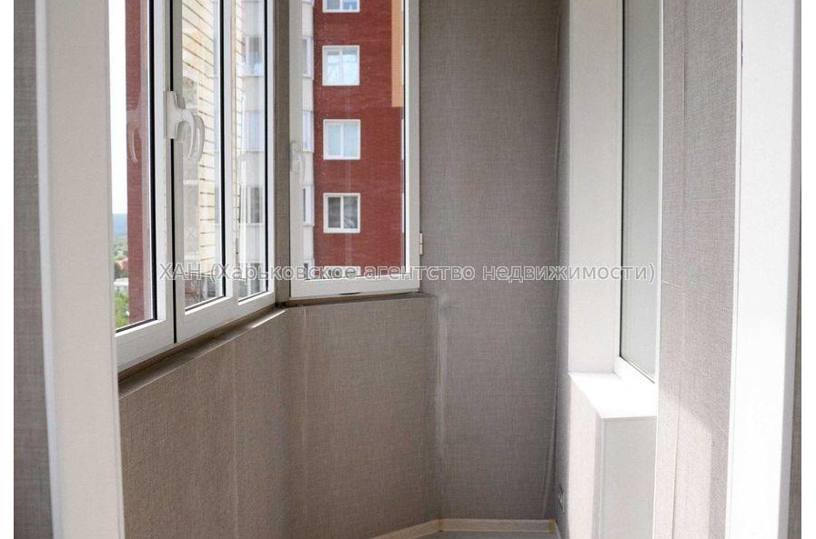 Продам квартиру, Науки просп. , 3 кім., 106 м², авторский дизайн 