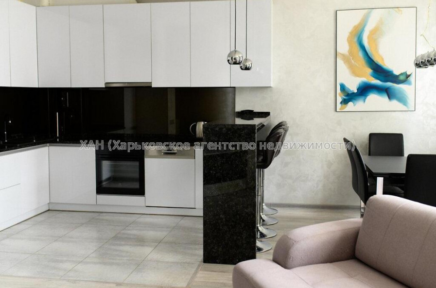 Продам квартиру, Науки просп. , 3  ком., 106 м², авторский дизайн 