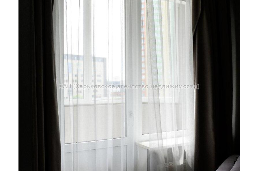 Продам квартиру, Науки просп. , 3  ком., 106 м², авторский дизайн 