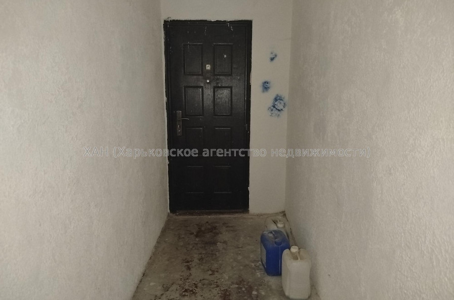 Продам квартиру, Каркача Ивана бульв. , 1 кім., 38 м², без ремонта 