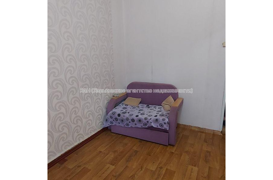 Продам квартиру, Коммунальщиков ул. , 1 кім., 20 м², советский ремонт 