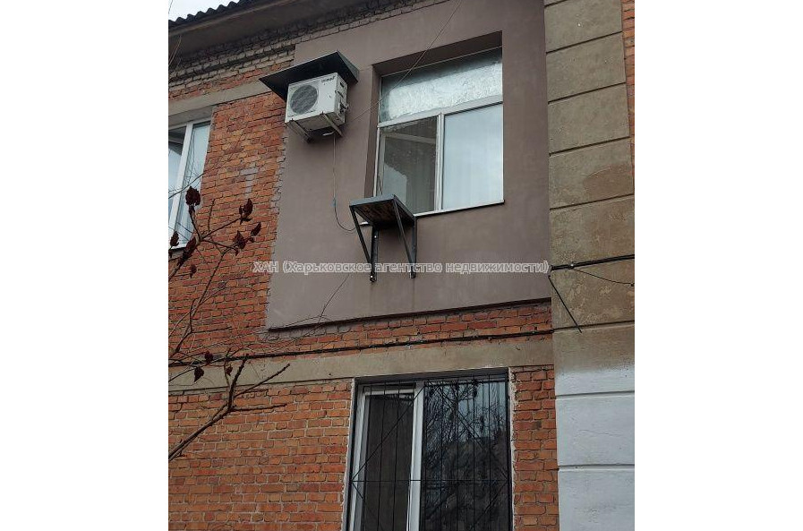 Продам квартиру, Коммунальщиков ул. , 1 кім., 20 м², советский ремонт 