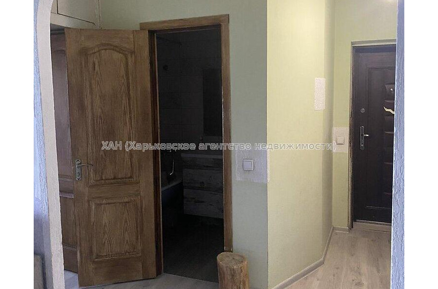 Продам квартиру, Волонтерская ул. , 3 кім., 57 м², косметический ремонт 