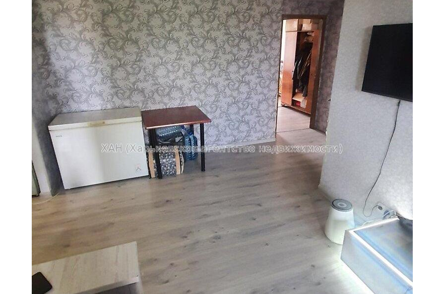 Продам квартиру, Волонтерская ул. , 3 кім., 57 м², косметический ремонт 