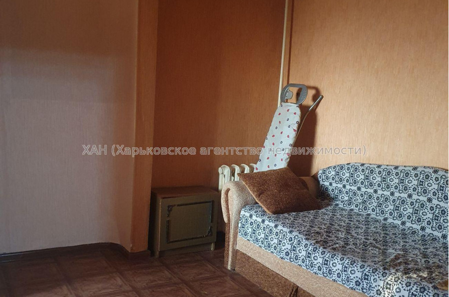 Продам квартиру, 1 кім., 43 м², косметический ремонт 