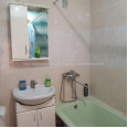 Продам квартиру, 1 кім., 43 м², косметический ремонт 