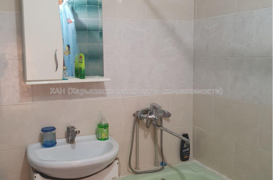 Продам квартиру, 1 кім., 43 м², косметический ремонт 