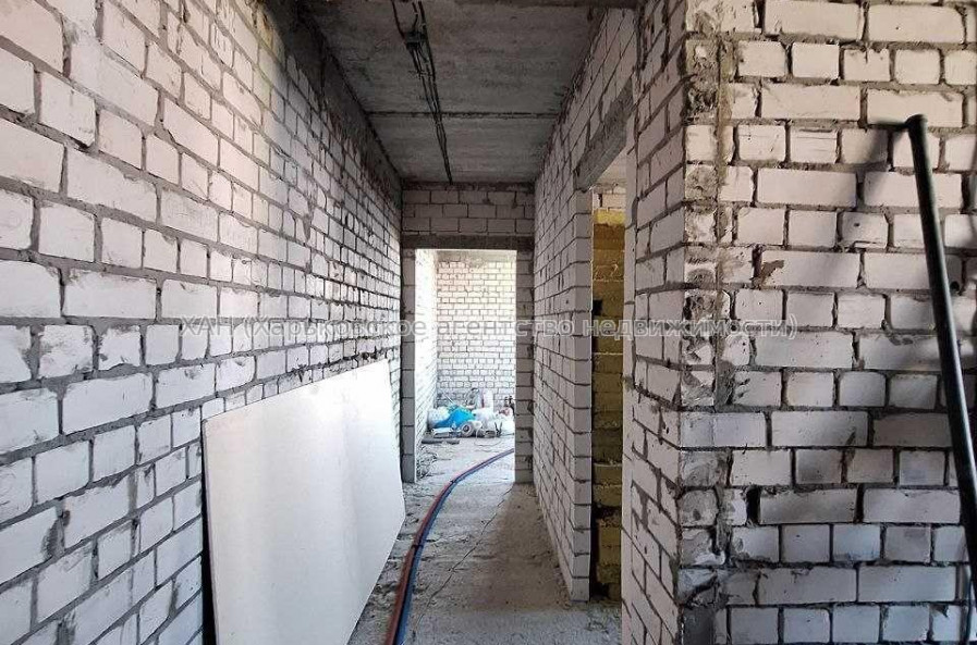 Продам квартиру, Рогатинская Левада ул. , 2 кім., 69 м², без внутренних работ 