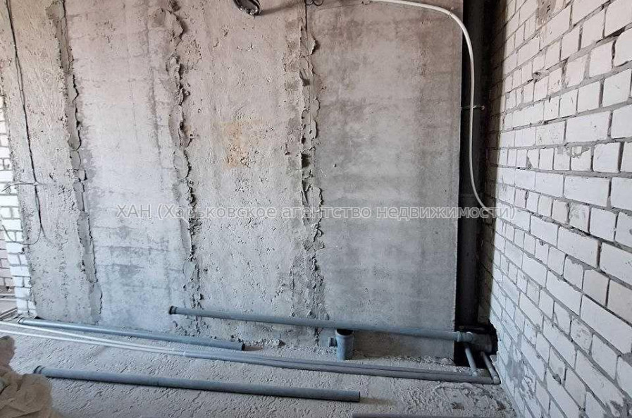 Продам квартиру, Рогатинская Левада ул. , 2 кім., 69 м², без внутренних работ 