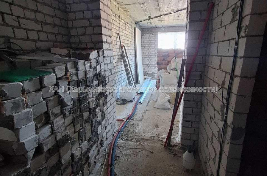 Продам квартиру, Рогатинская Левада ул. , 2 кім., 69 м², без внутренних работ 