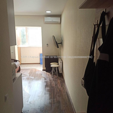 Продам квартиру, Академиков Ахиезеров ул. , 1  ком., 20 м², евроремонт 