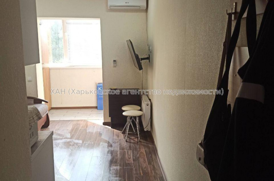 Продам квартиру, Академиков Ахиезеров ул. , 1  ком., 20 м², евроремонт 