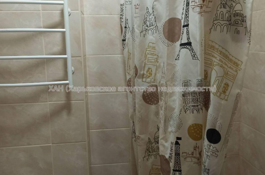 Продам квартиру, Академиков Ахиезеров ул. , 1  ком., 20 м², евроремонт 