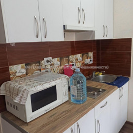 Продам квартиру, Академиков Ахиезеров ул. , 1  ком., 20 м², евроремонт