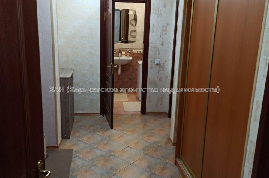 Продам квартиру, Михаила Комарова ул. , 2  ком., 50 м², евроремонт 