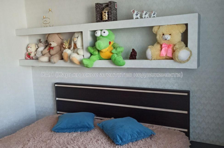 Продам квартиру, Михаила Комарова ул. , 2  ком., 50 м², евроремонт 